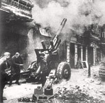 Russian Howitzer Crew